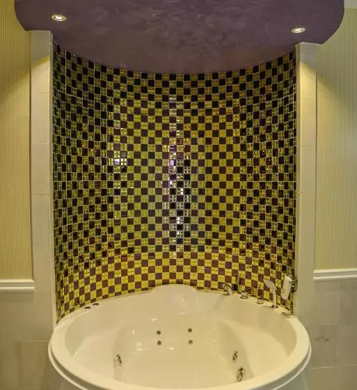 ロイヤルスイート, Phoenicia Luxury