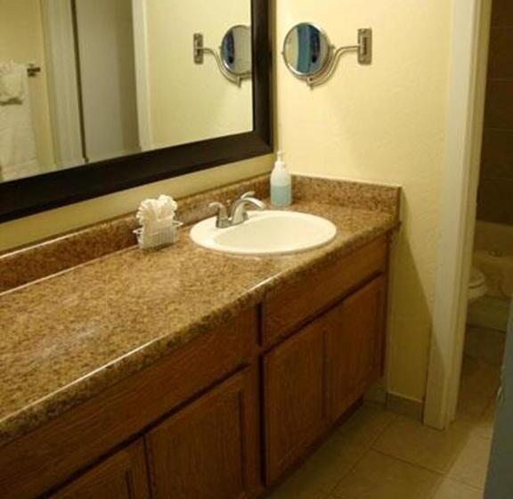 침실 2개 아파트, Roundhouse Resort