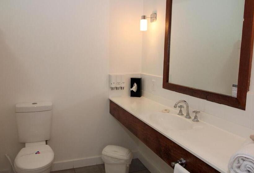 Deluxe Suite King Bed, The Gidgee Inn