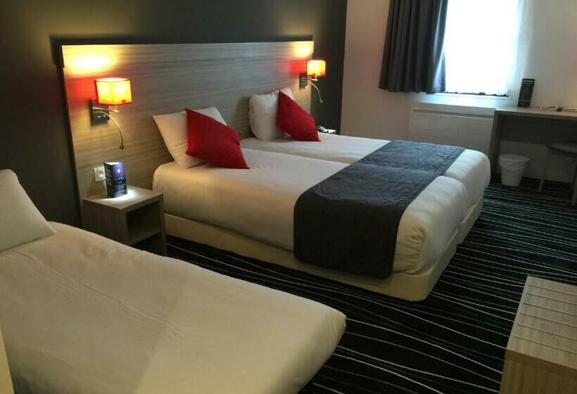 标准三人间, The Originals City, Hôtel Marnelavallée Est, Meaux