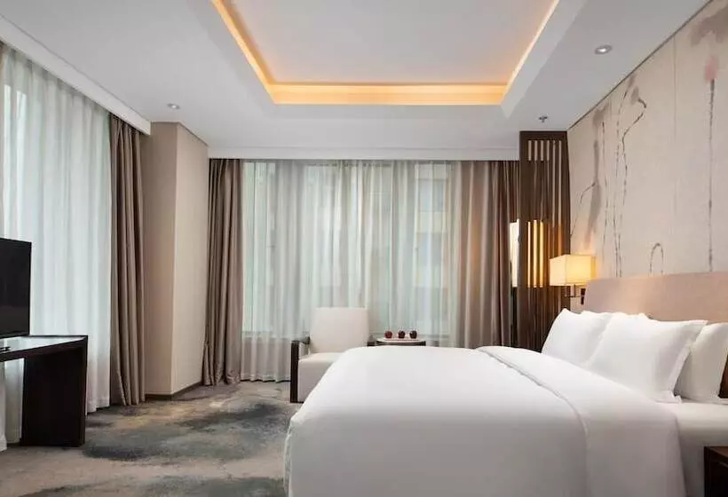 سوییت اجرایی, The Yun Hotel Hankou