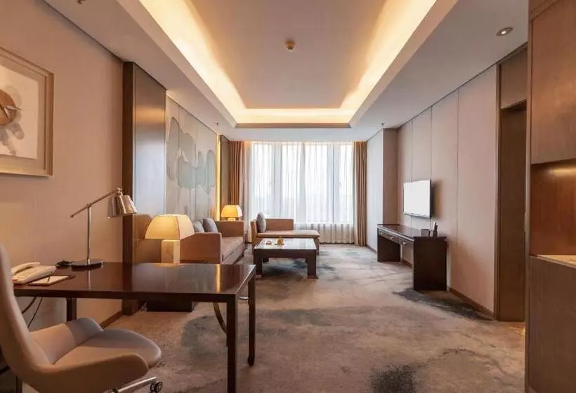 سوییت اجرایی, The Yun Hotel Hankou
