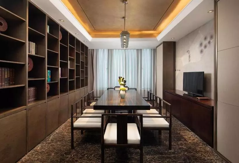 سوئیت پرزیدنت, The Yun Hotel Hankou
