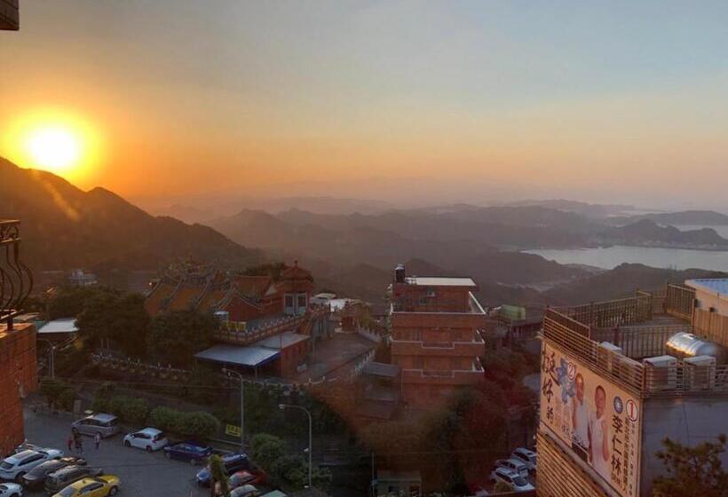 اتاق استاندارد چهار تخته با چشم‌انداز دریا, Jiufen Happyland B&b