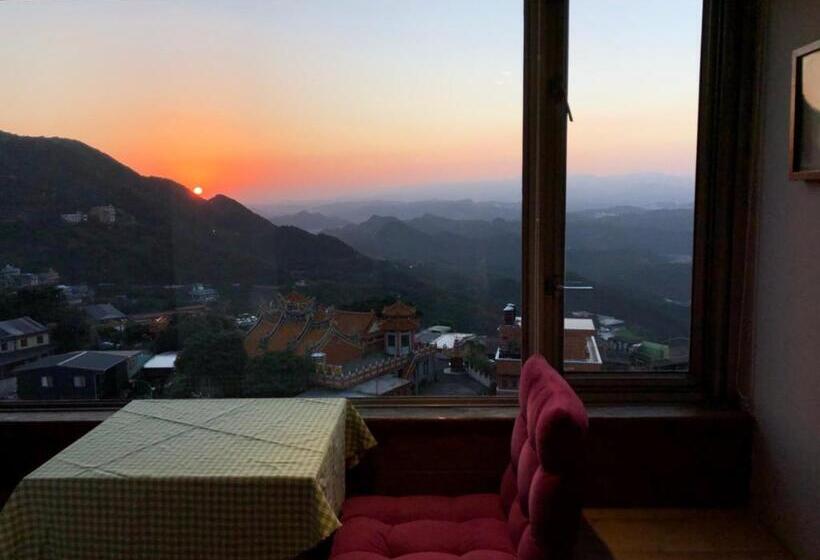 اتاق استاندارد با چشم‌انداز دریا, Jiufen Happyland B&b