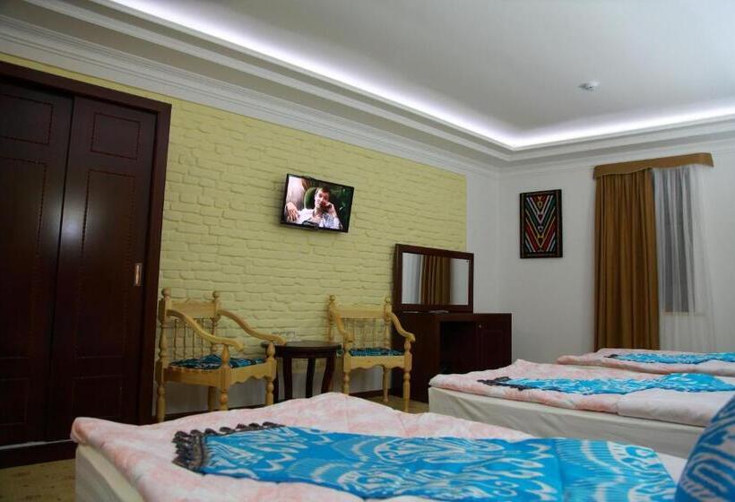 غرفة قياسية ثلاثية, Sultan Hotel Boutique