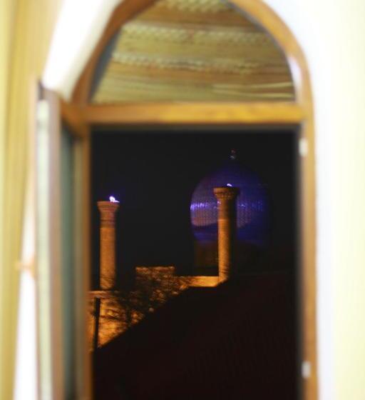 جناح جونيور, Sultan Hotel Boutique