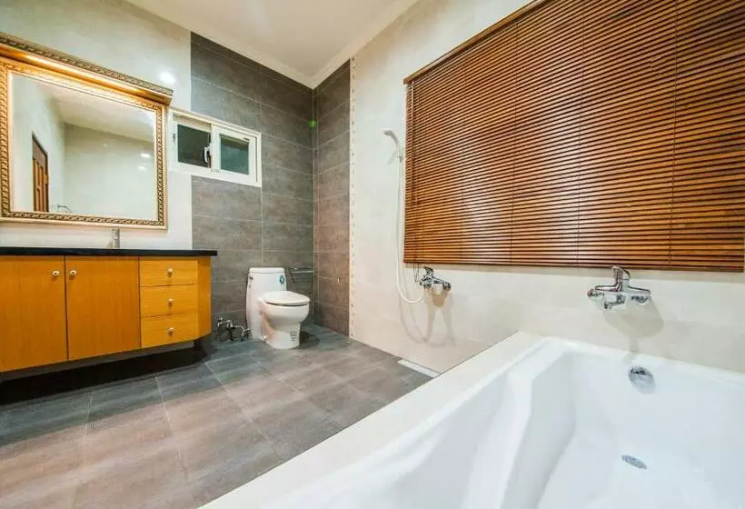 اتاق خانوادگی, Yilan Amy B&b