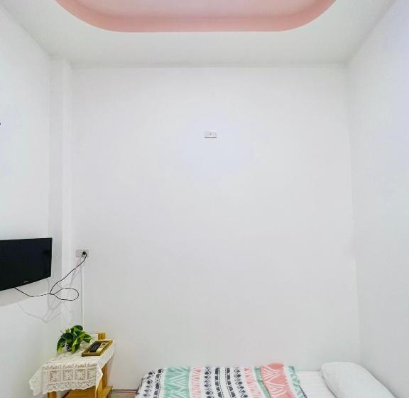 اتاق استاندارد, A.n Homestay