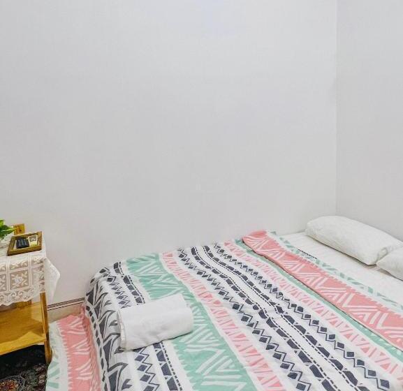 اتاق استاندارد, A.n Homestay