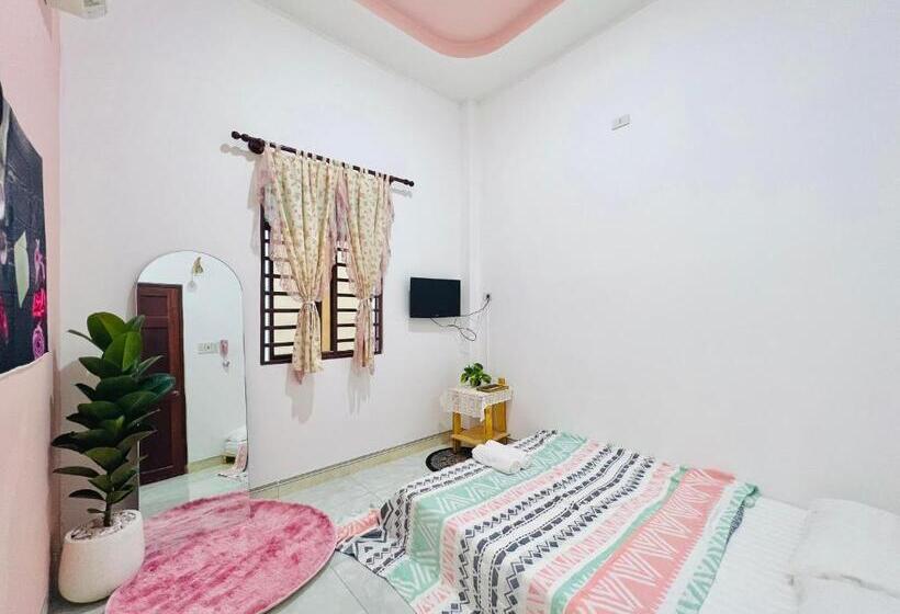 اتاق استاندارد, A.n Homestay