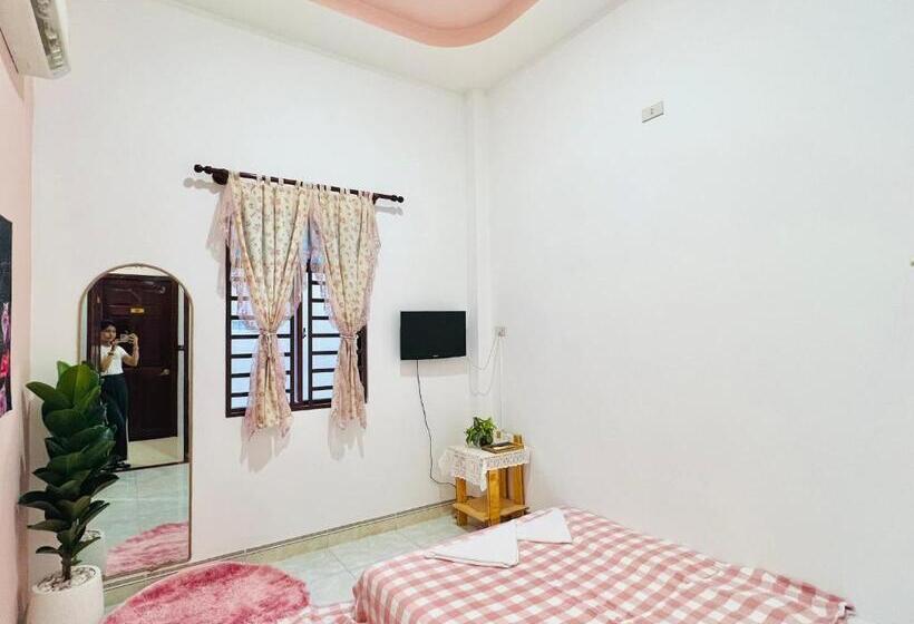 اتاق استاندارد, A.n Homestay