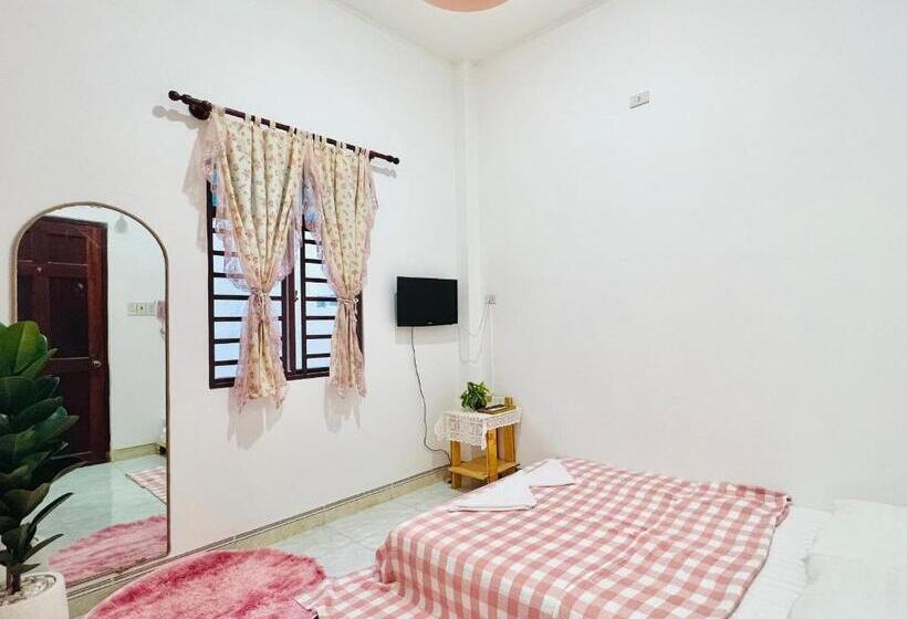اتاق استاندارد, A.n Homestay
