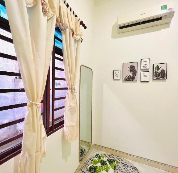 اتاق استاندارد, A.n Homestay