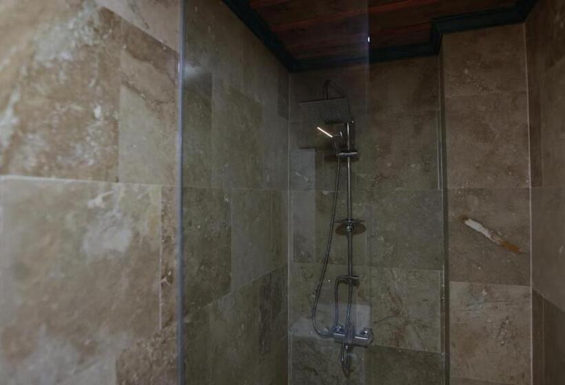 标准间, Stone Owl Otel & Restaurant