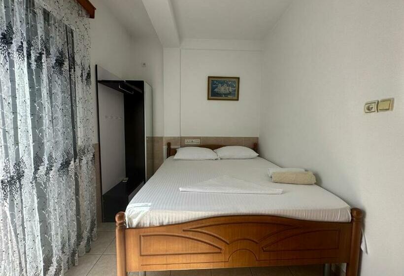 اتاق استاندارد, Trifoni