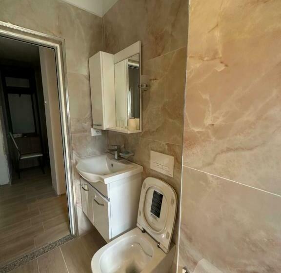 اتاق استاندارد, Trifoni