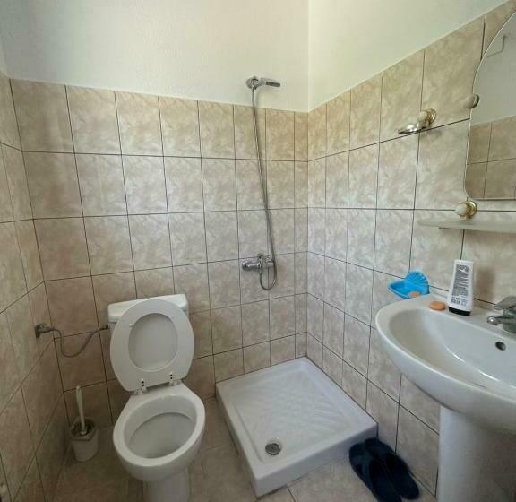 اتاق استاندارد, Trifoni