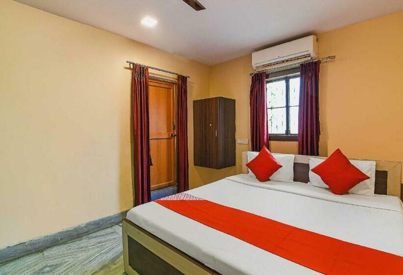 اتاق کلاسیک سه تخته, Oyo Flagship Hotel Ashirbad Deluxe