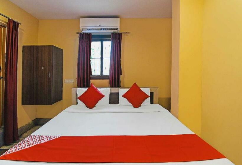 اتاق کلاسیک سه تخته, Oyo Flagship Hotel Ashirbad Deluxe