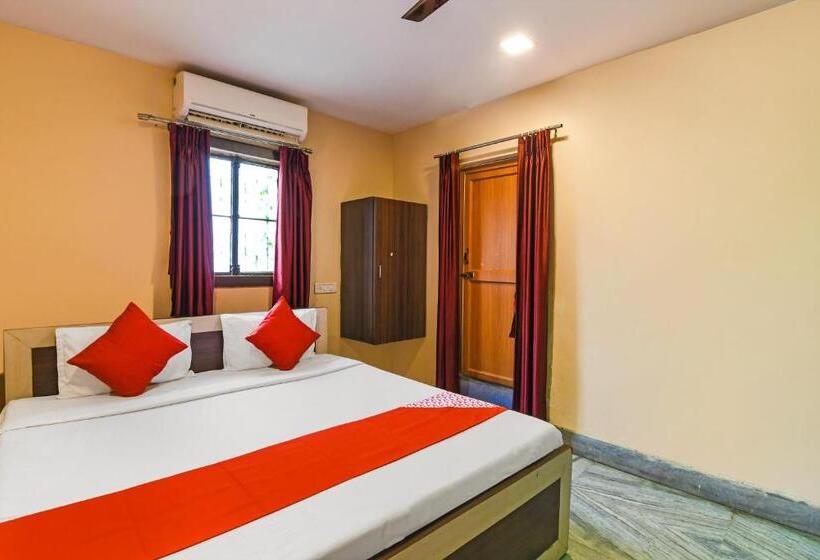 اتاق کلاسیک سه تخته, Oyo Flagship Hotel Ashirbad Deluxe