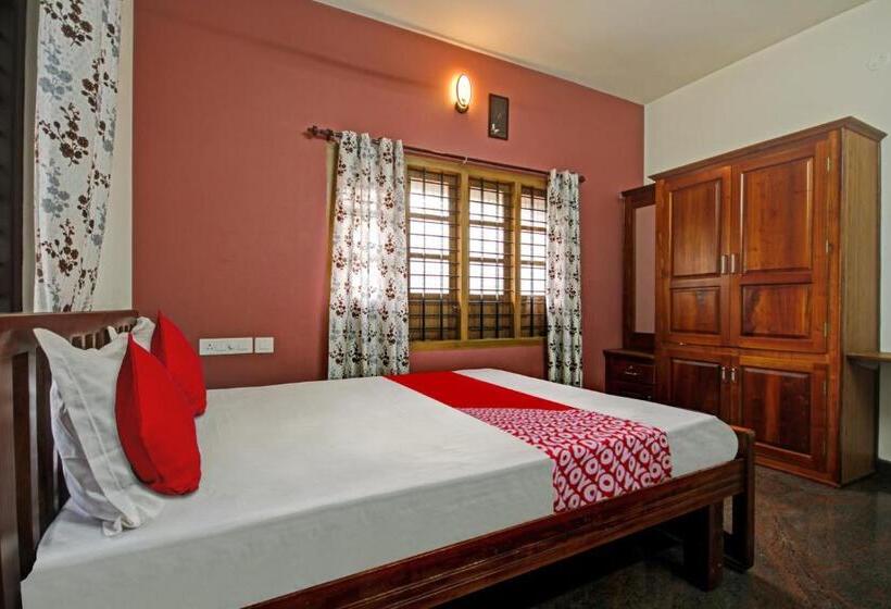 トリプルクラシックルーム, Oyo Flagship Sanvilla