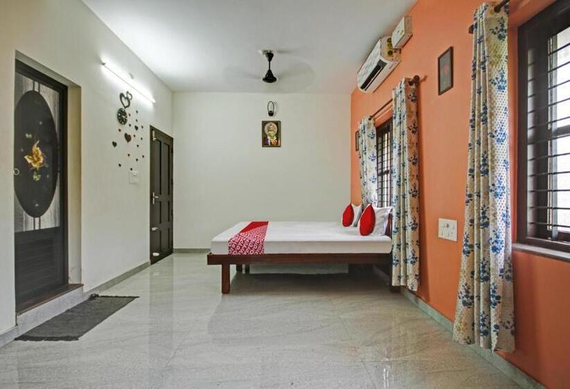 トリプルクラシックルーム, Oyo Flagship Sanvilla