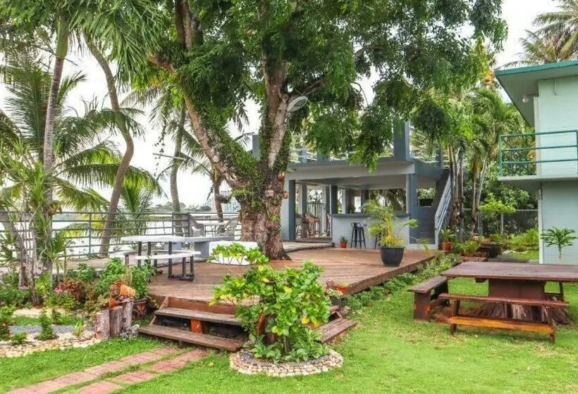 استودیوی استاندارد, Ocean Villa Guam
