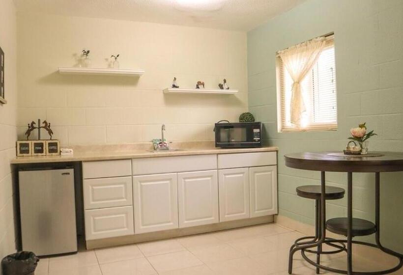 オーシャンビューの１ベッドルームビラ, Ocean Villa Guam