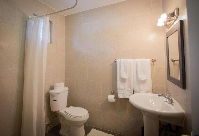 スタンダードスタジオ, Ocean Villa Guam