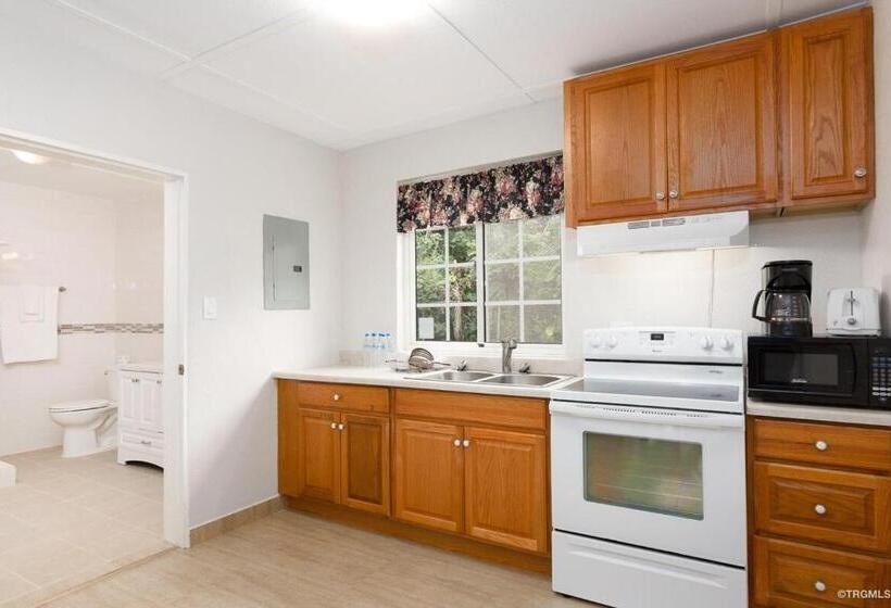 ３ベッドルームハウス, Ocean Villa Guam