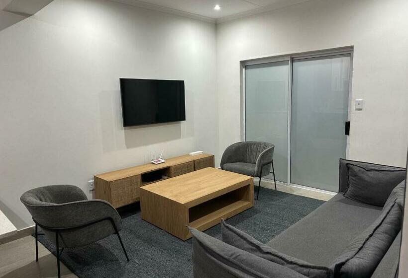 1 Bedroom Apartment Lake View, Canal View Estate & Resort