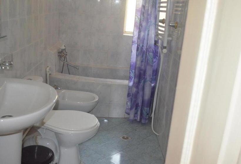 اتاق استاندارد, Alex's Cosy Guesthouse