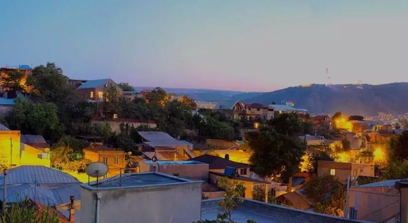اتاق استاندارد چهارنفره با بالکن, Alex's Cosy Guesthouse