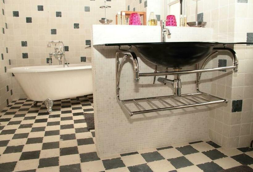 סוויטה יוקרתית, Chateau De Bézyl