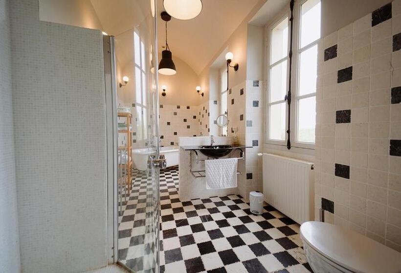 סוויטה יוקרתית, Chateau De Bézyl