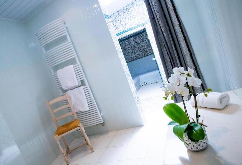 סוויטת פרמיום, La Ferme De L Oudon & Spa