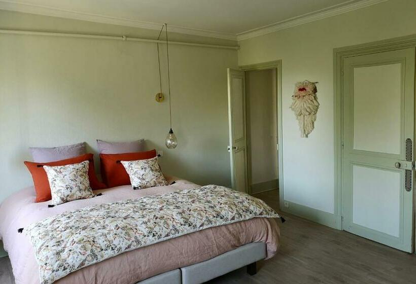 חדר סטנדרט נוף לגינה, Le Clos Des Fées