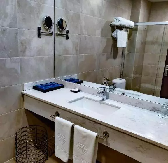 سوئیت 2 خوابه, Crystal Hotel & Spa