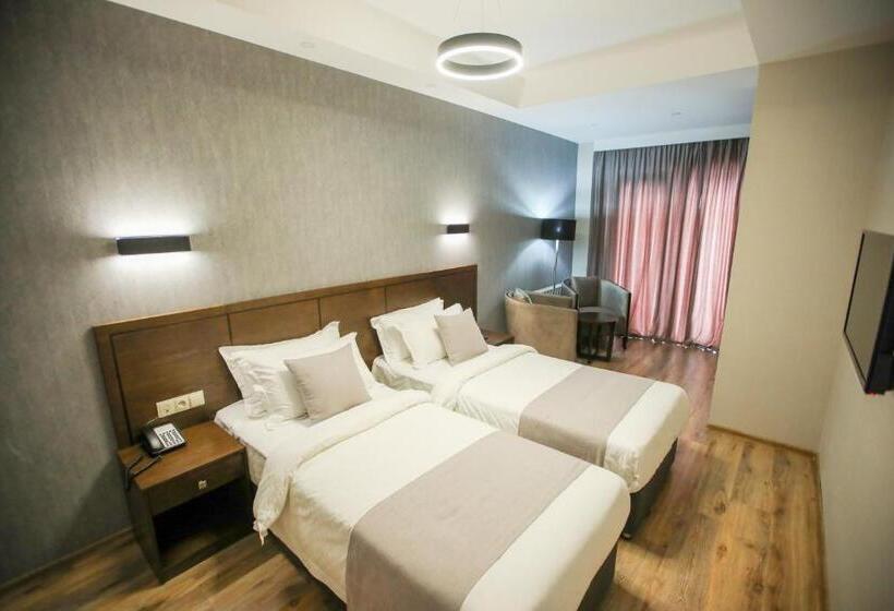 سوئیت 2 خوابه, Crystal Hotel & Spa