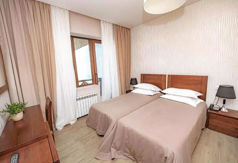 اتاق استاندارد, Crystal Hotel & Spa