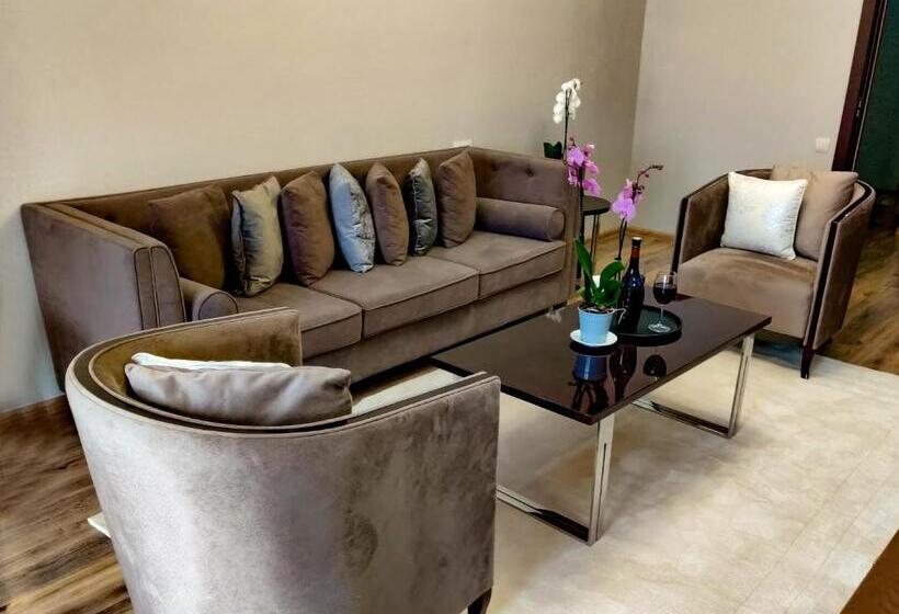 سوئیت 2 خوابه, Crystal Hotel & Spa