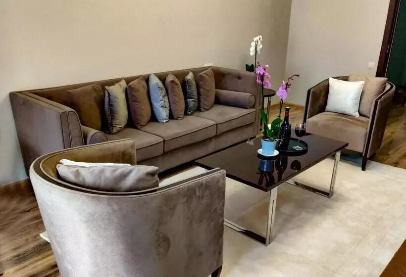 سوئیت 2 خوابه, Crystal Hotel & Spa