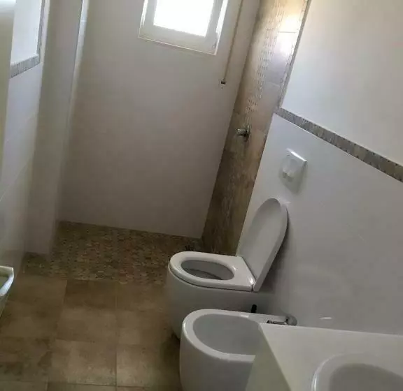 Apartament 2 Dormitoris, Airen Hotel Velipoje