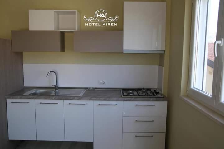 Fyrbädds Standardrum, Airen Hotel Velipoje