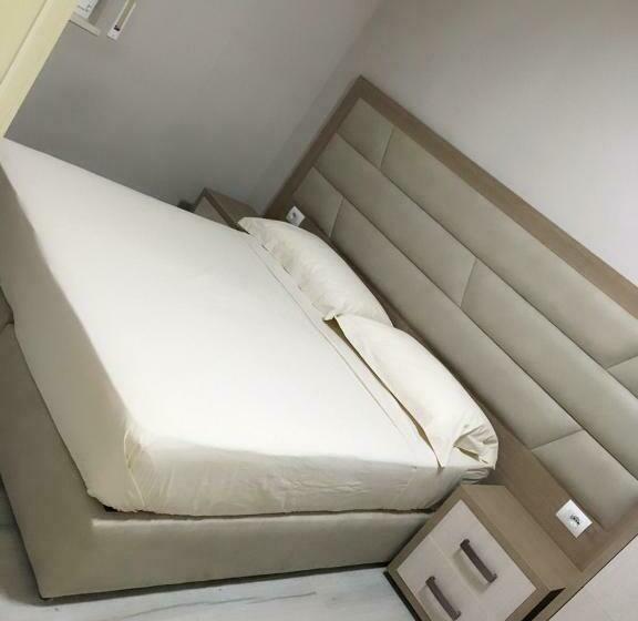 Apartamento 2 Dormitórios, Airen Hotel Velipoje
