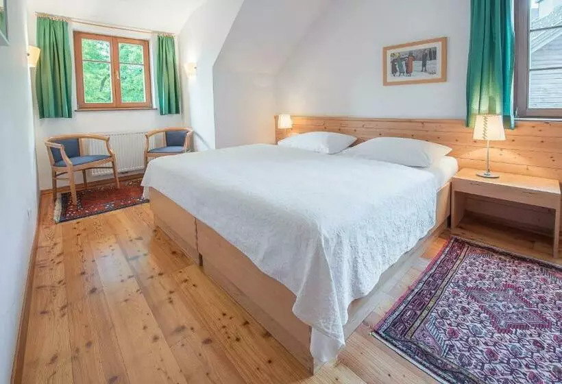Standard Værelse, Alte Post