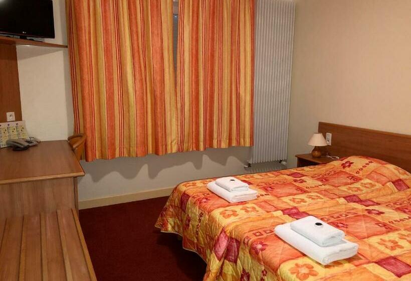 Номер Стандарт, Hôtel Restaurant La Diligence