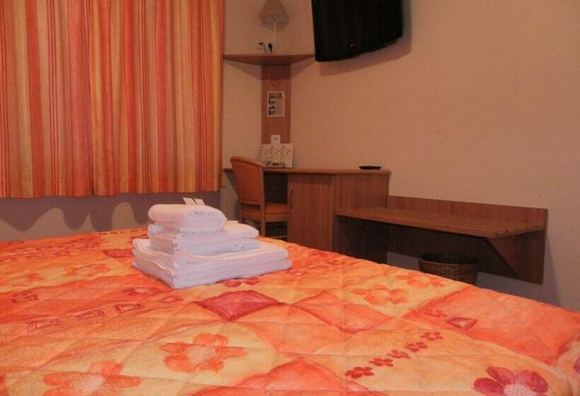 Номер Стандарт, Hôtel Restaurant La Diligence