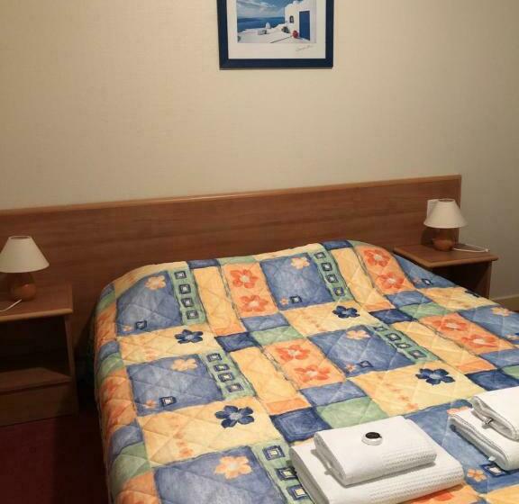 Номер Стандарт, Hôtel Restaurant La Diligence